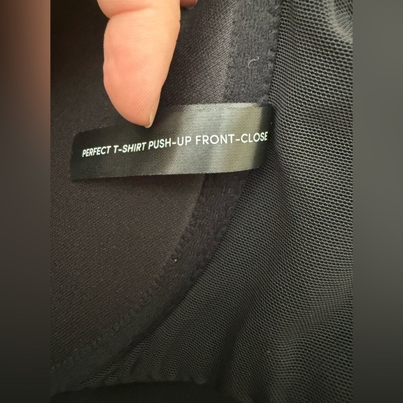 Torrid Perfect T-Shirt Push-Up Front-Close Bra 40DD black - Picture 4 of 5